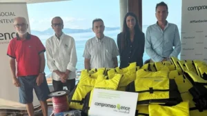 El Real Club de Mar de Aguete recibe una dotación de material de seguridad gracias al Plan Social de Ence 2025 (COMPROMISO ENCE) en colaboración con MESA POLA RÍA.